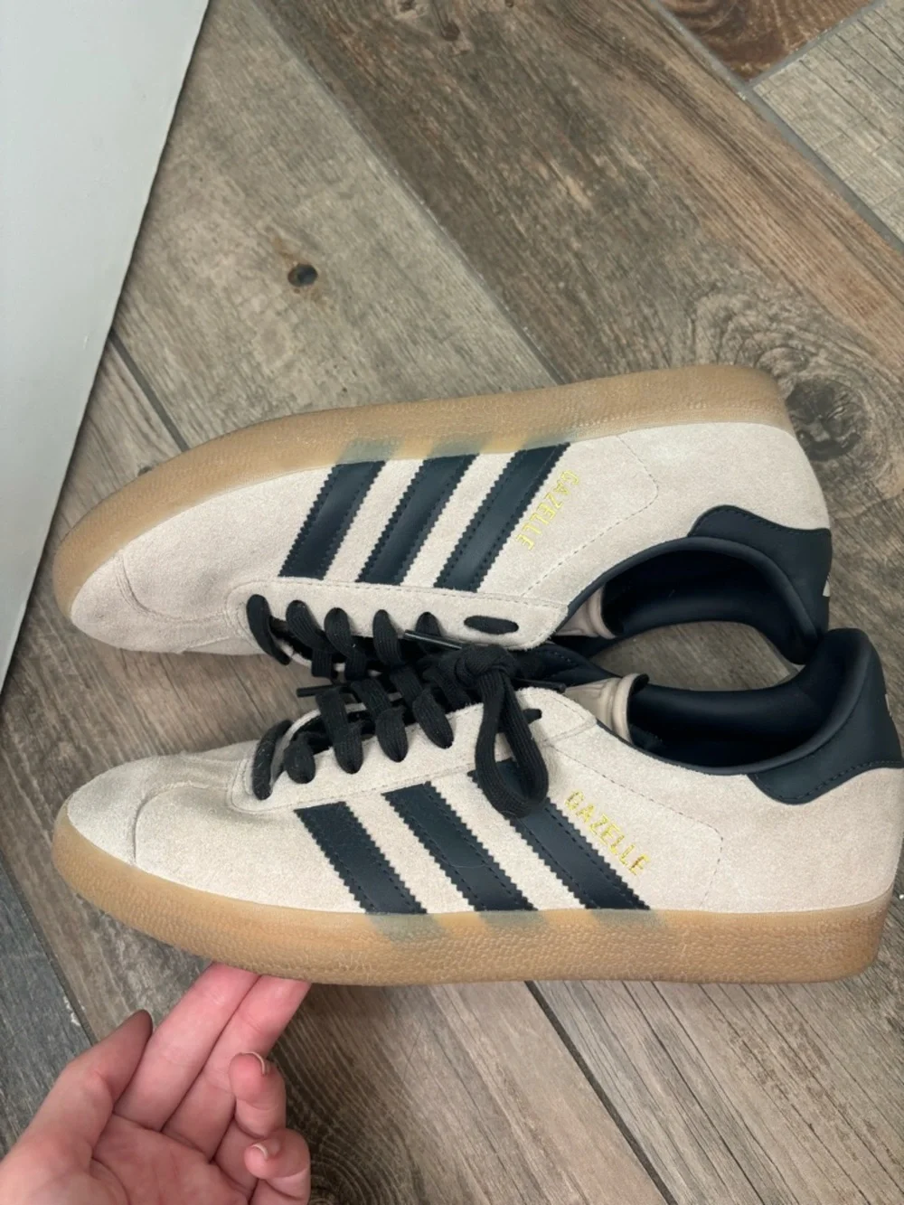 Adidas gazelle Wonder Taupe sneakers